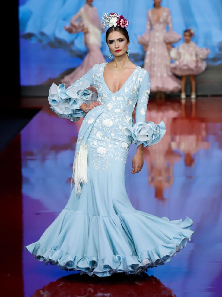 Colección  Vestidos de sevillanas, Vestidos de flamenca, Moda flamenca